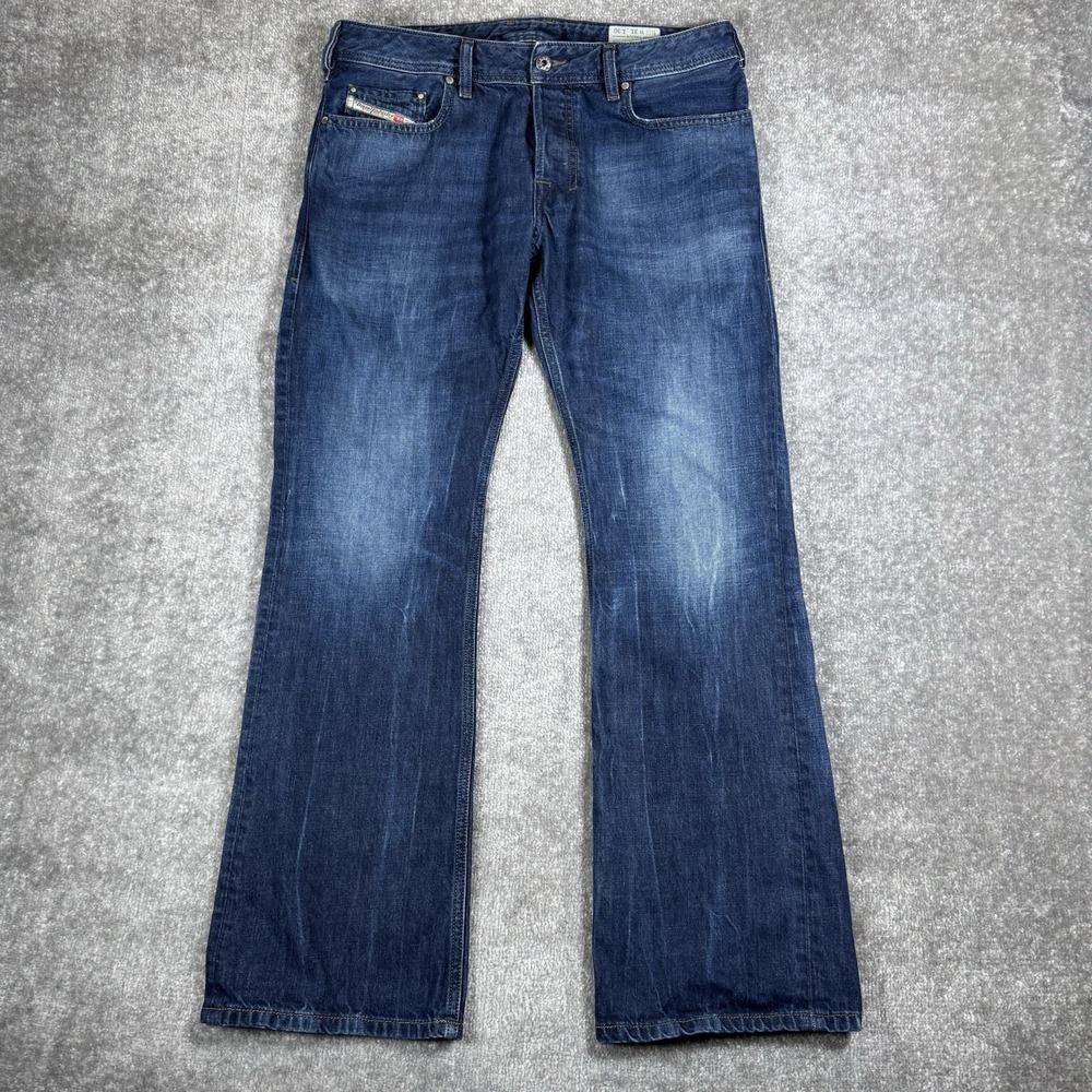 Diesel Jeans Men's 31x30 Blue Denim Regular Bootcut Button Fly 831Q